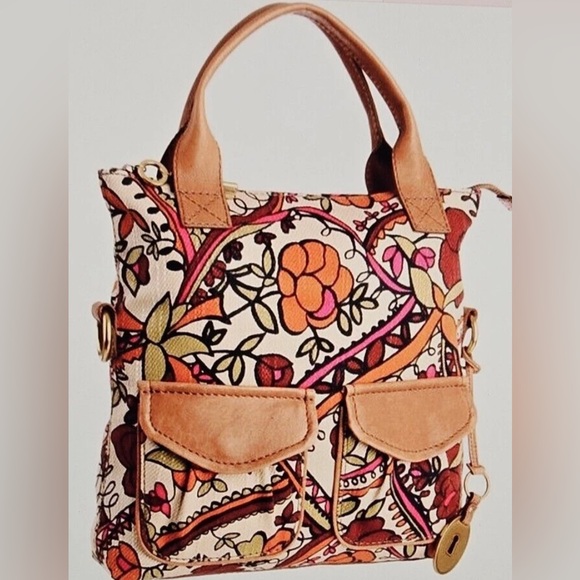 Fossil Handbags - 🔑Rare New Vintage Fossil🔑 Floral Convertible Tote with Front Pockets